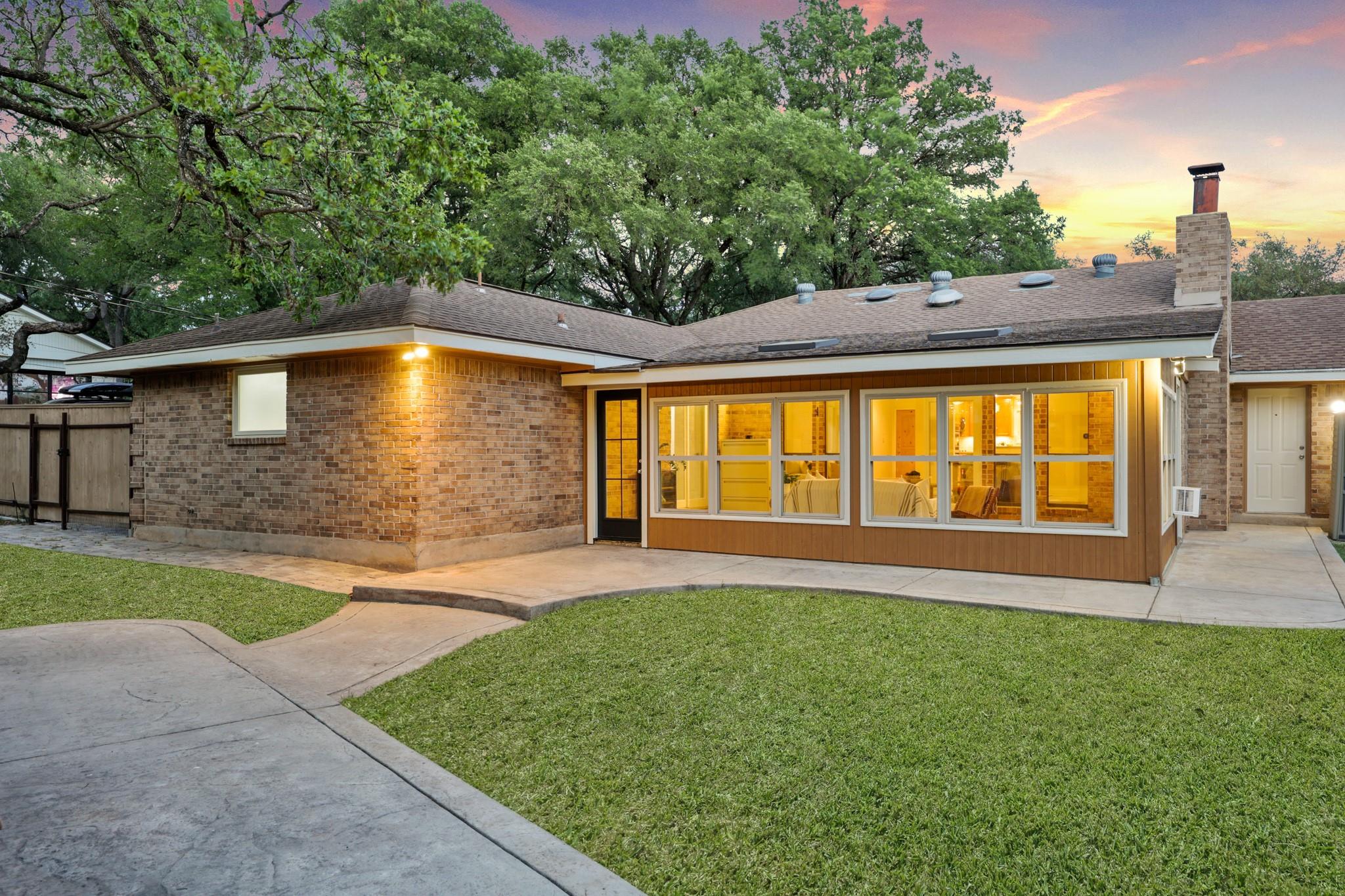 8804 Collingwood Drive Austin TX 78748