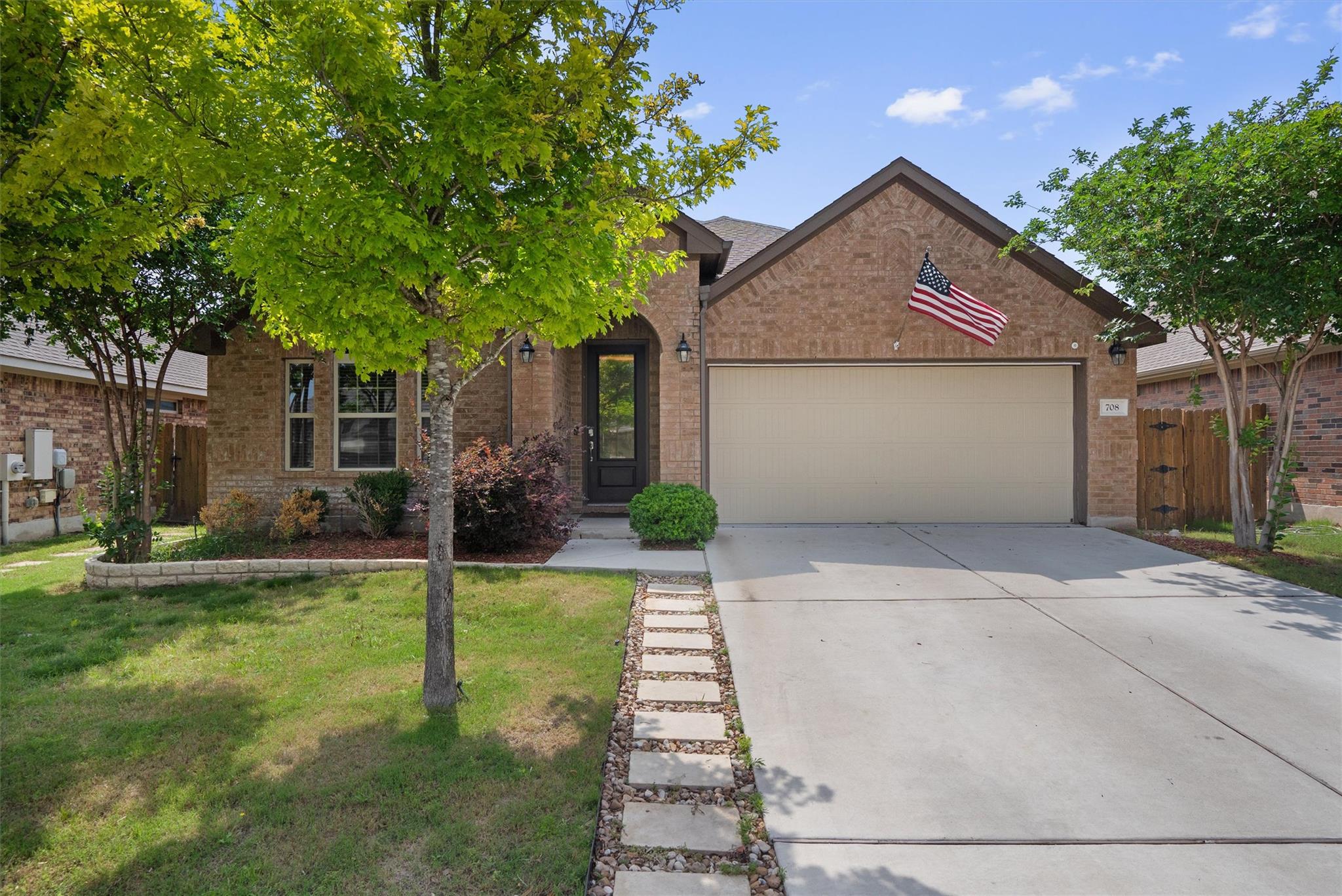 708 Hereford Loop Hutto TX 78634
