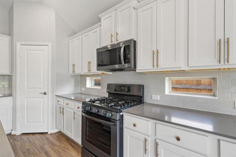 708 Hereford Loop Hutto TX 78634