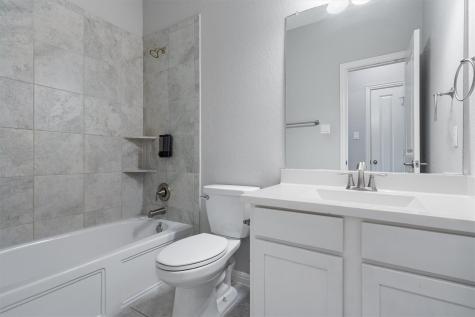 708 Hereford Loop Hutto TX 78634