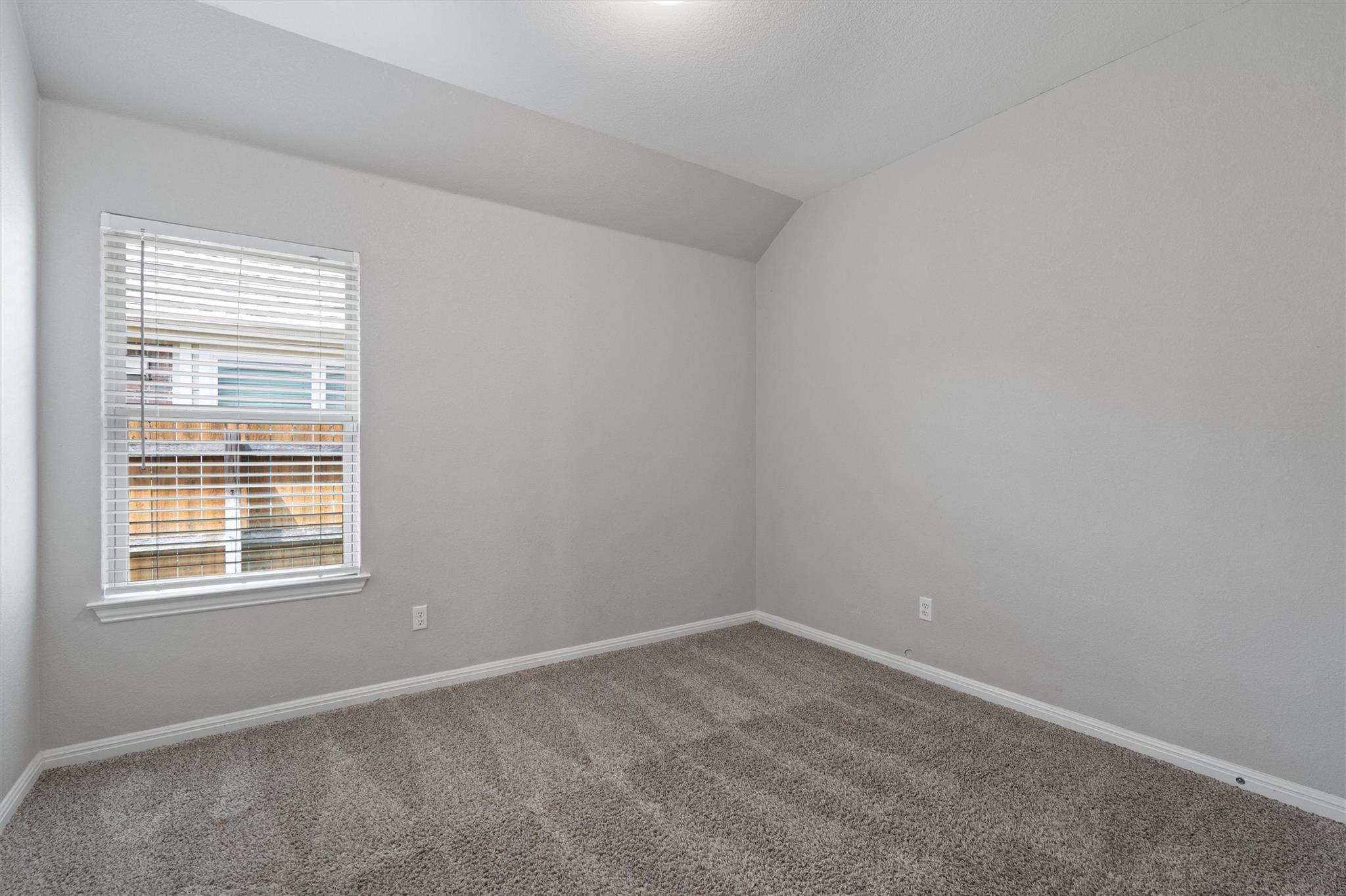 708 Hereford Loop Hutto TX 78634