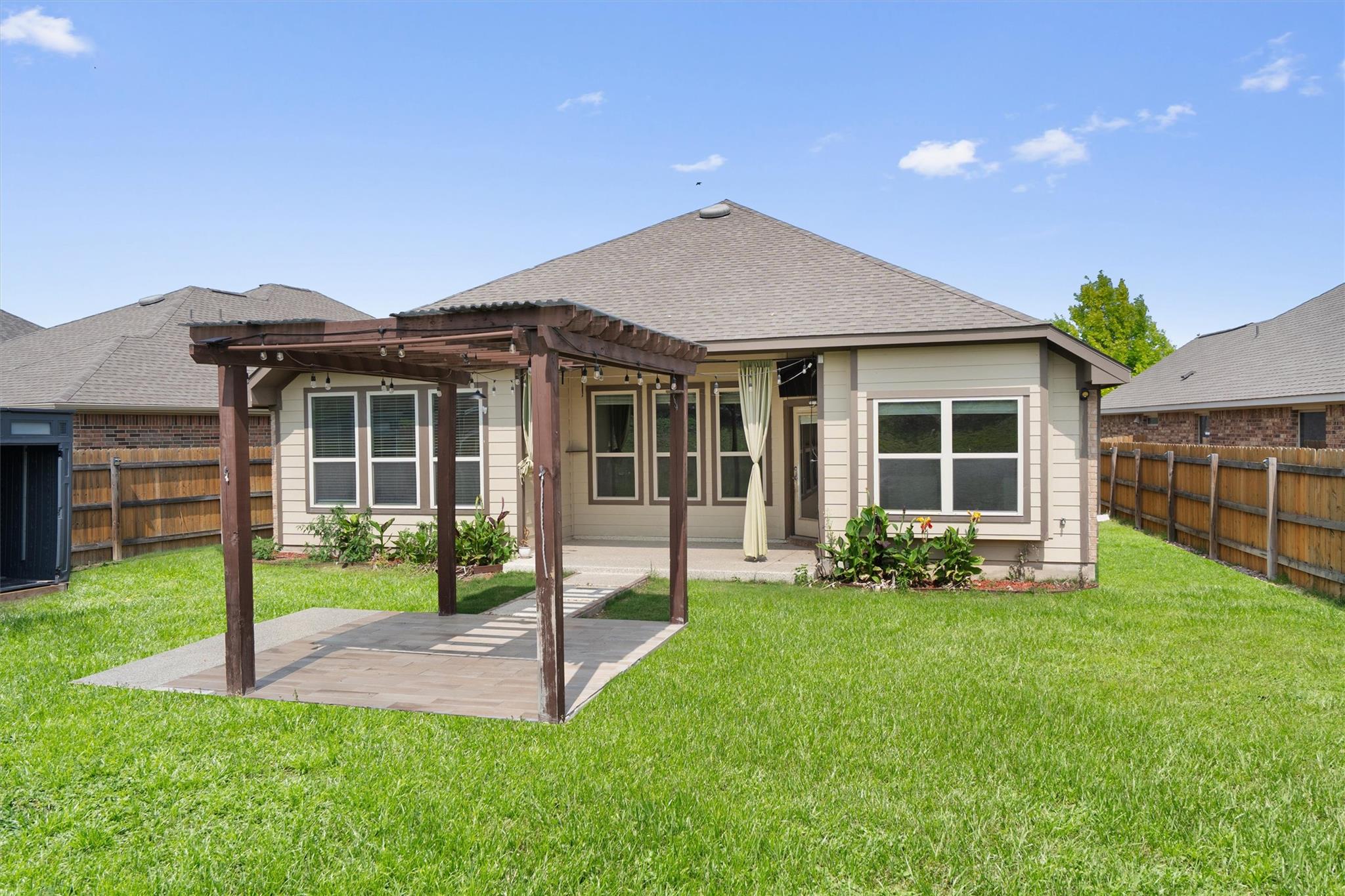 708 Hereford Loop Hutto TX 78634