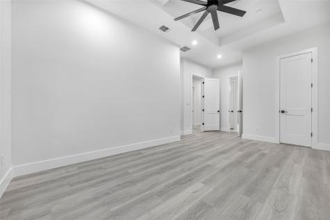 303 W Lane Avenue Manor TX 78653