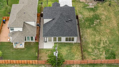 303 W Lane Avenue Manor TX 78653