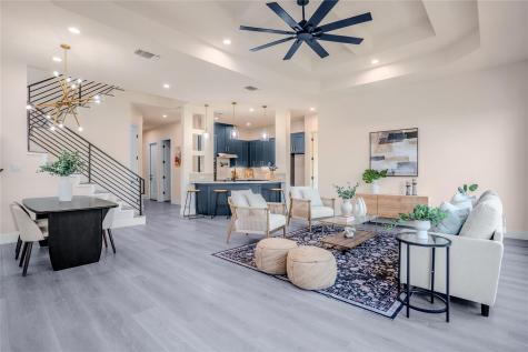303 W Lane Avenue Manor TX 78653