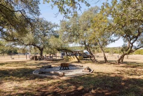 1071 Rolling Hills Drive Wimberley TX 78676