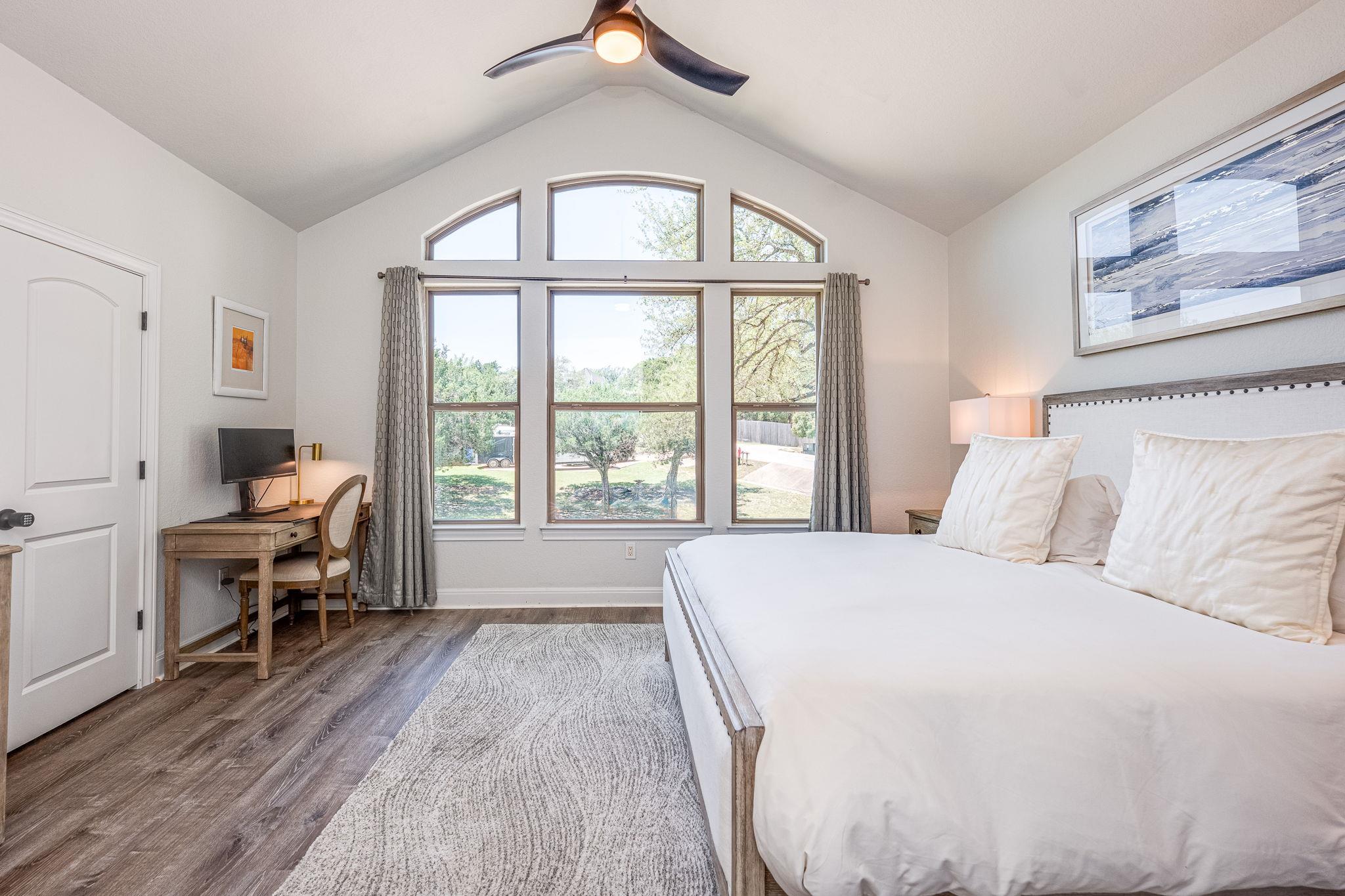 433 Venture Boulevard S Point Venture TX 78645