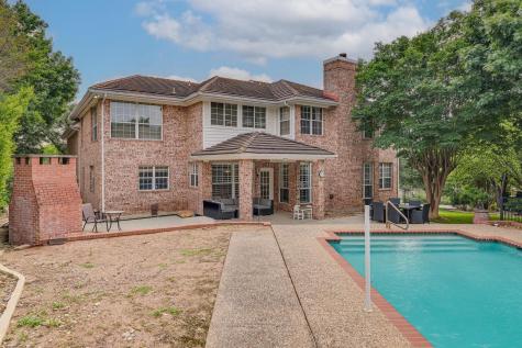 14 Torrington Lane The Hills TX 78738