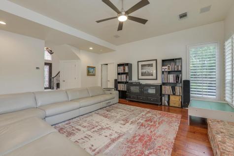 14 Torrington Lane The Hills TX 78738