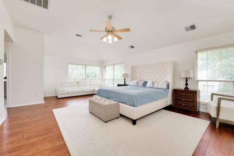 14 Torrington Lane The Hills TX 78738