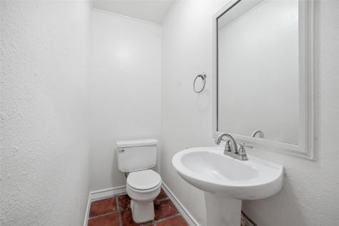 1104 Franklin Drive San Marcos TX 78666