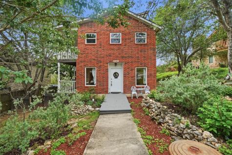 1104 Franklin Drive San Marcos TX 78666