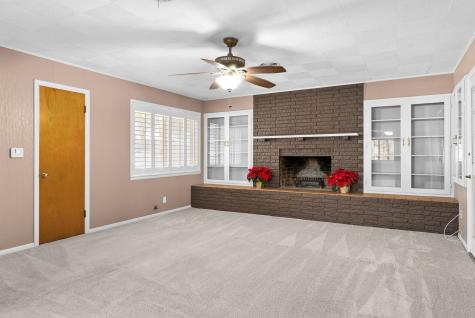 708 W North Avenue Lampasas TX 76550