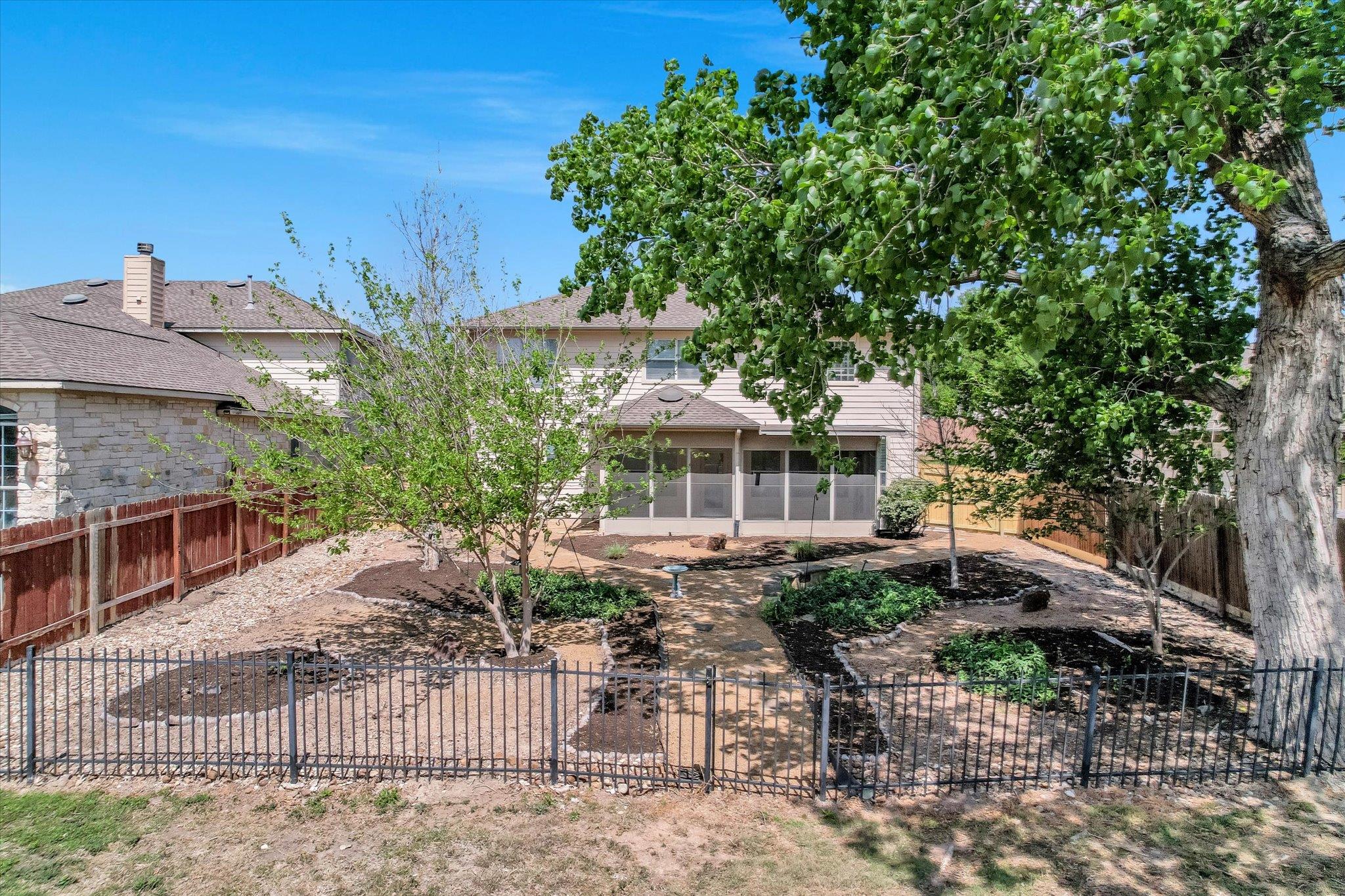 4029 Lake Edge Way Pflugerville TX 78660