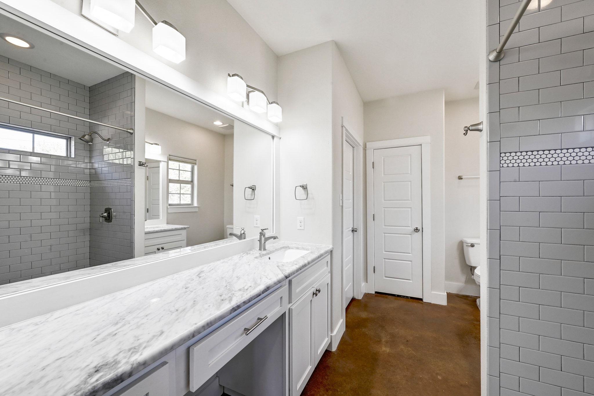 10105 Little Creek Circle Dripping Springs TX 78620