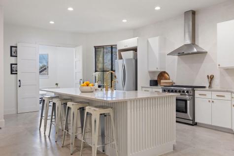 1018 Harwood Place Austin TX 78704
