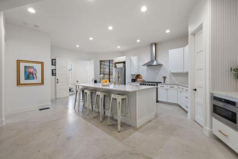 1018 Harwood Place Austin TX 78704