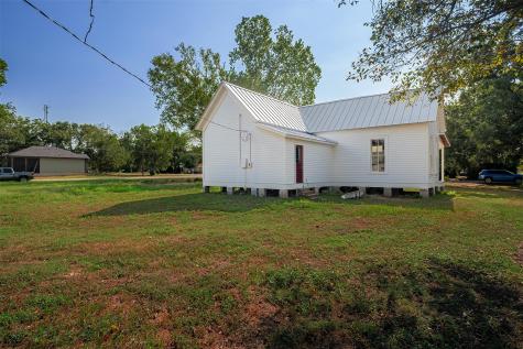 302 Washington Street Smithville TX 78957