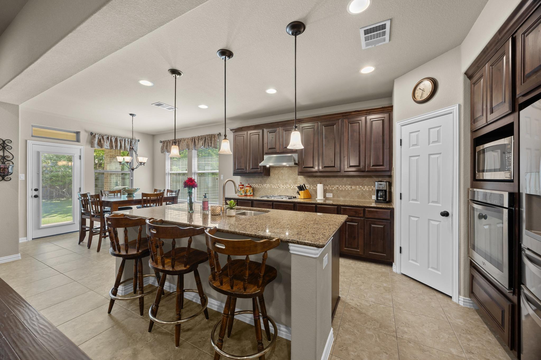 2520 Thunder Horse Leander TX 78641