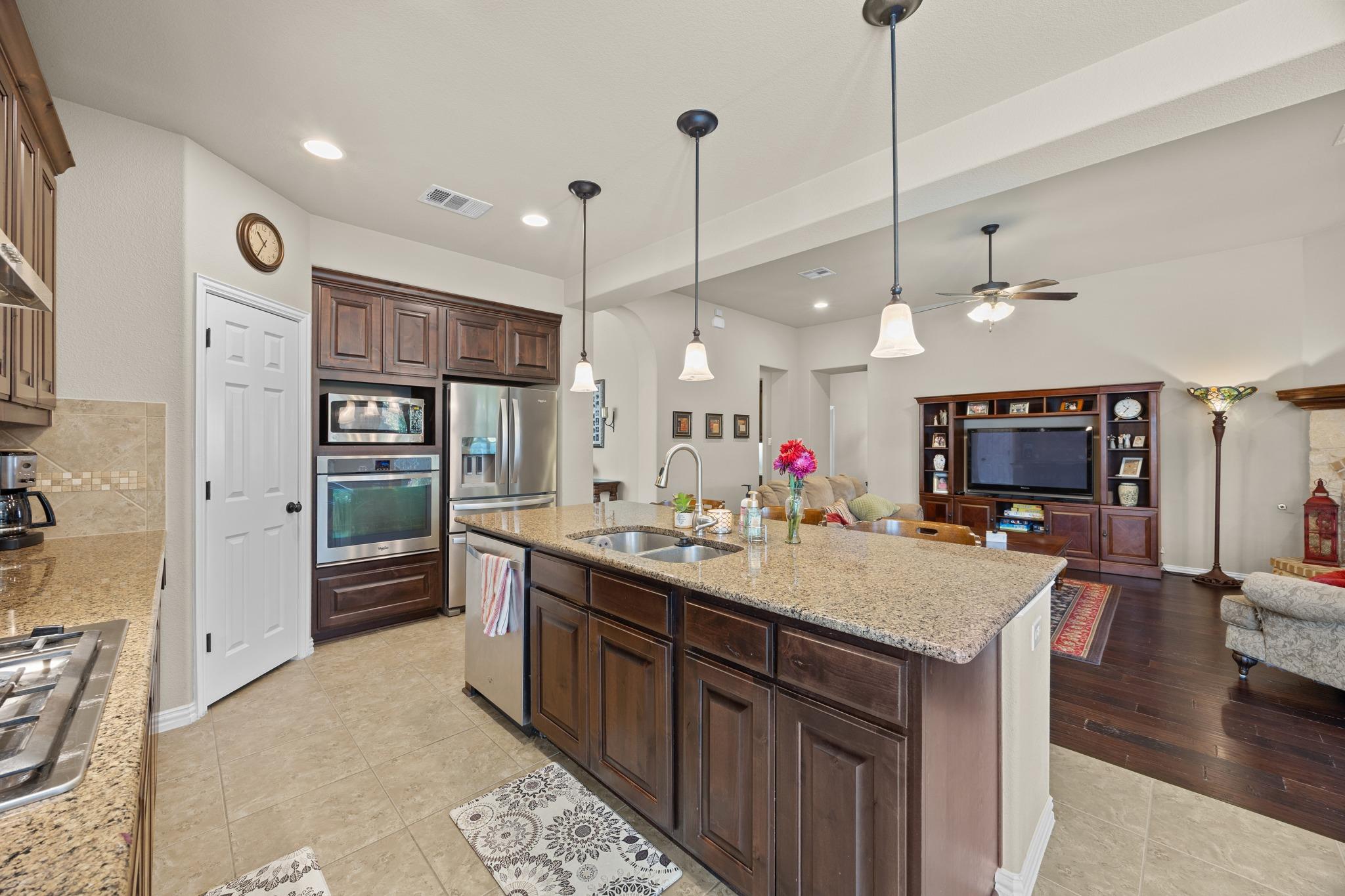 2520 Thunder Horse Leander TX 78641