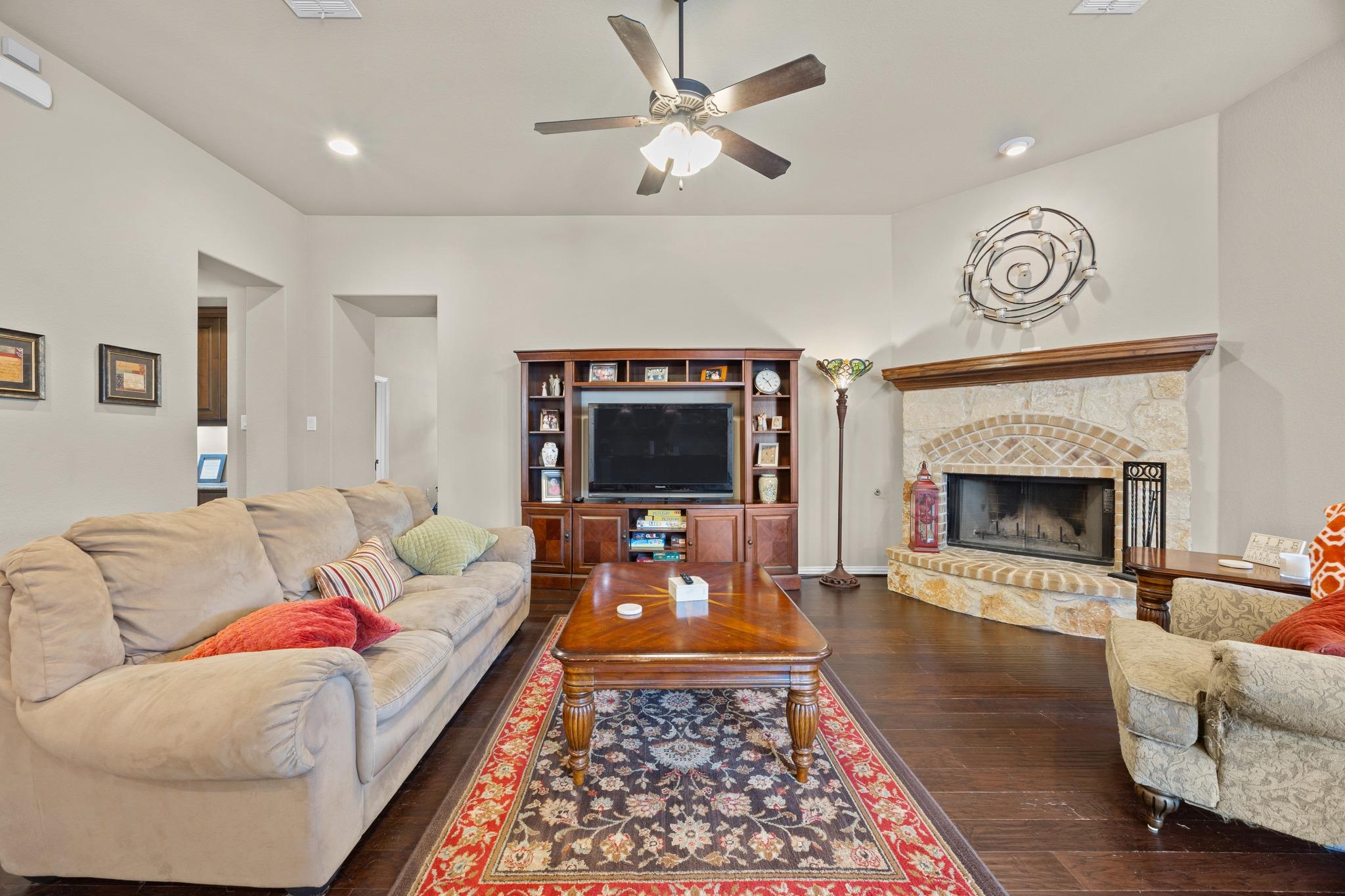 2520 Thunder Horse Leander TX 78641