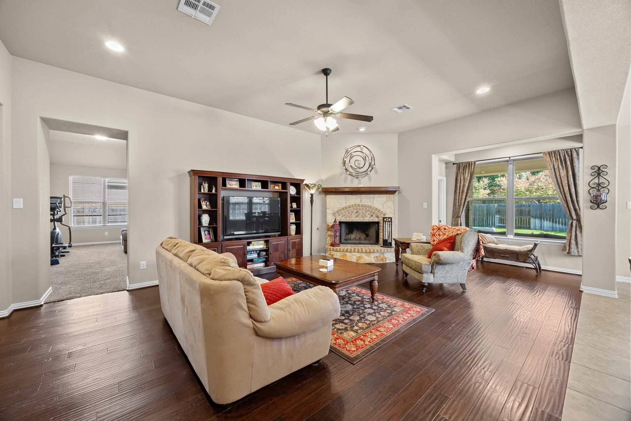 2520 Thunder Horse Leander TX 78641