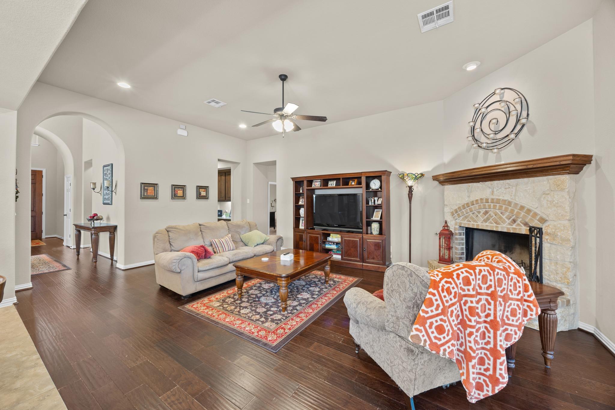 2520 Thunder Horse Leander TX 78641