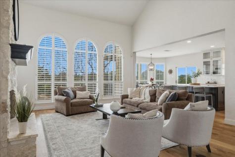 19215 White Horse Cove Spicewood TX 78669
