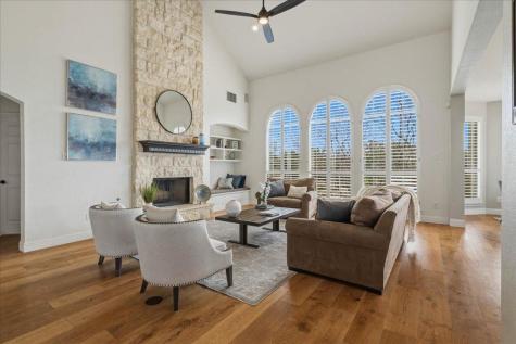 19215 White Horse Cove Spicewood TX 78669