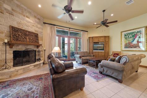 304 Hi Ridge Horseshoe Bay TX 78657