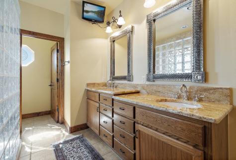 304 Hi Ridge Horseshoe Bay TX 78657