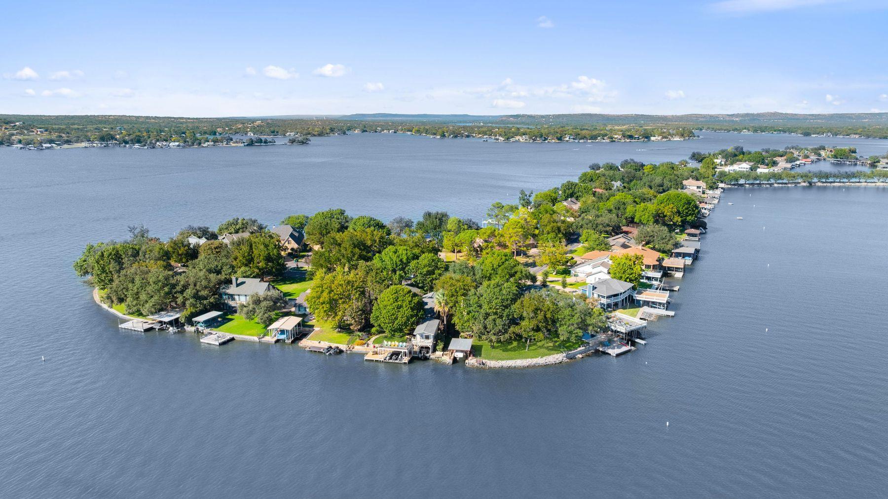 14 Beaver Island Granite Shoals TX 78654