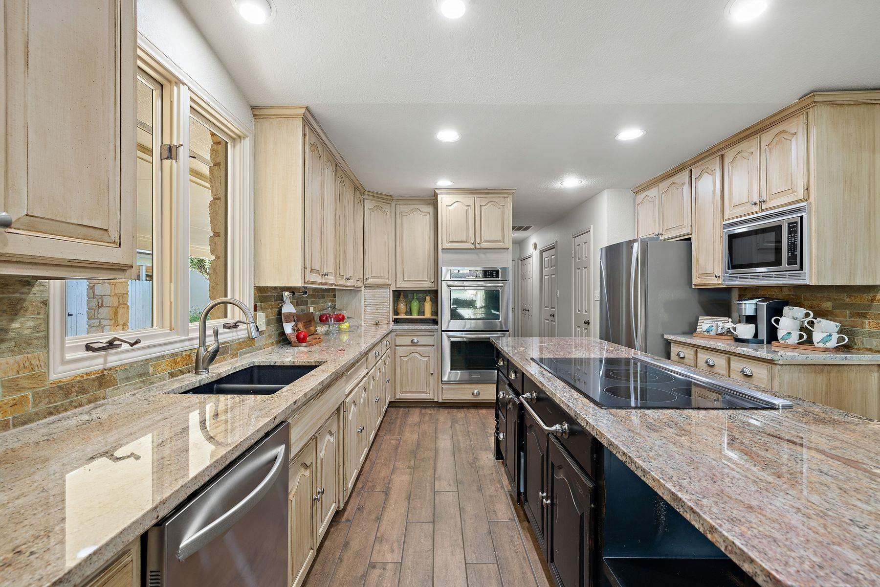 14 Beaver Island Granite Shoals TX 78654