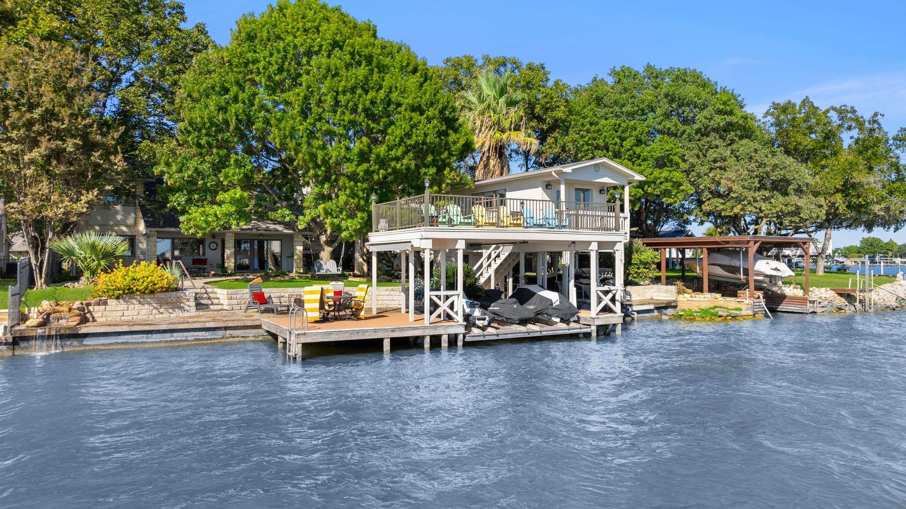 14 Beaver Island Granite Shoals TX 78654