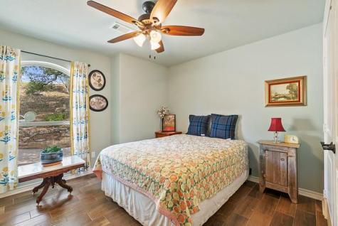906 Daviot Drive Spicewood TX 78669