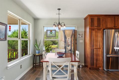 906 Daviot Drive Spicewood TX 78669