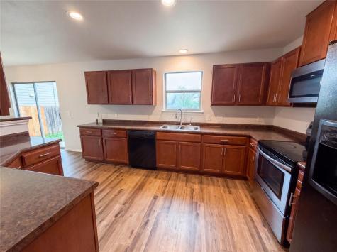 6009 Randleman Drive Del Valle TX 78617
