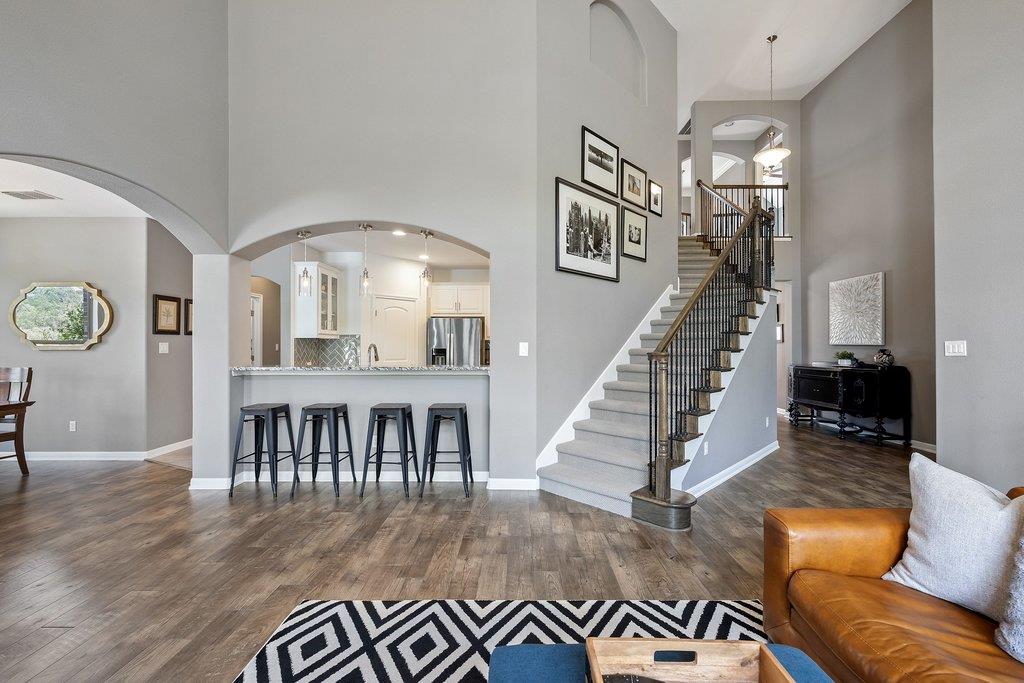 12333 Labrador Bay Court Austin TX 78732