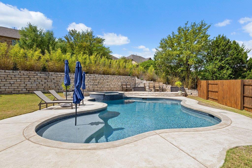 12333 Labrador Bay Court Austin TX 78732