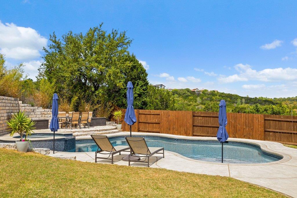 12333 Labrador Bay Court Austin TX 78732