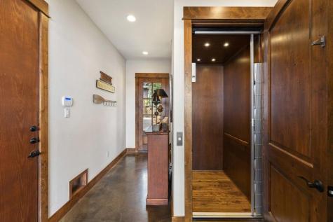 2217 Seabiscuit Cove Spicewood TX 78669
