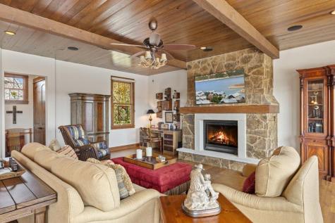 2217 Seabiscuit Cove Spicewood TX 78669