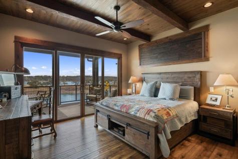2217 Seabiscuit Cove Spicewood TX 78669