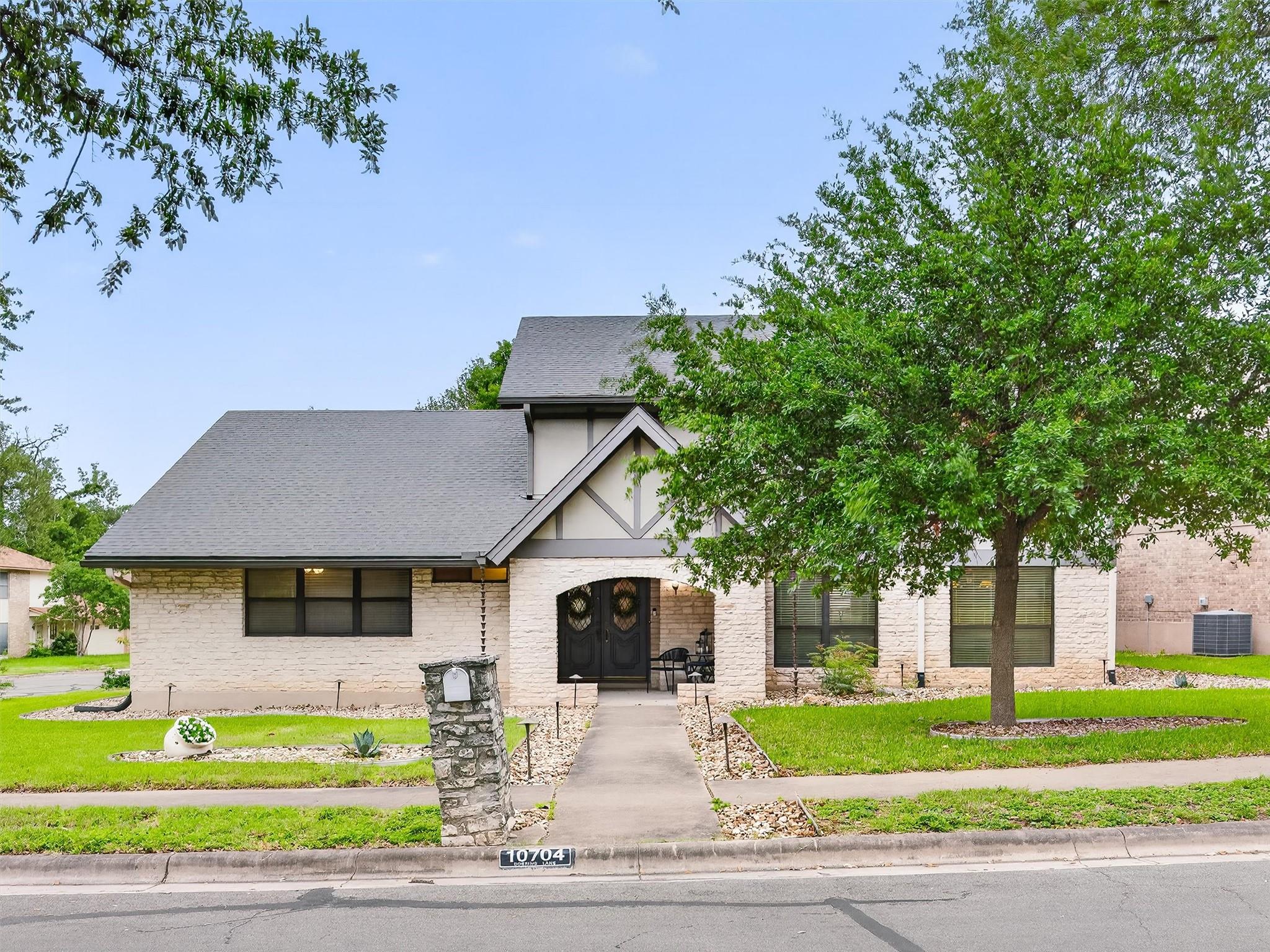 10704 Doering Lane Austin TX 78750