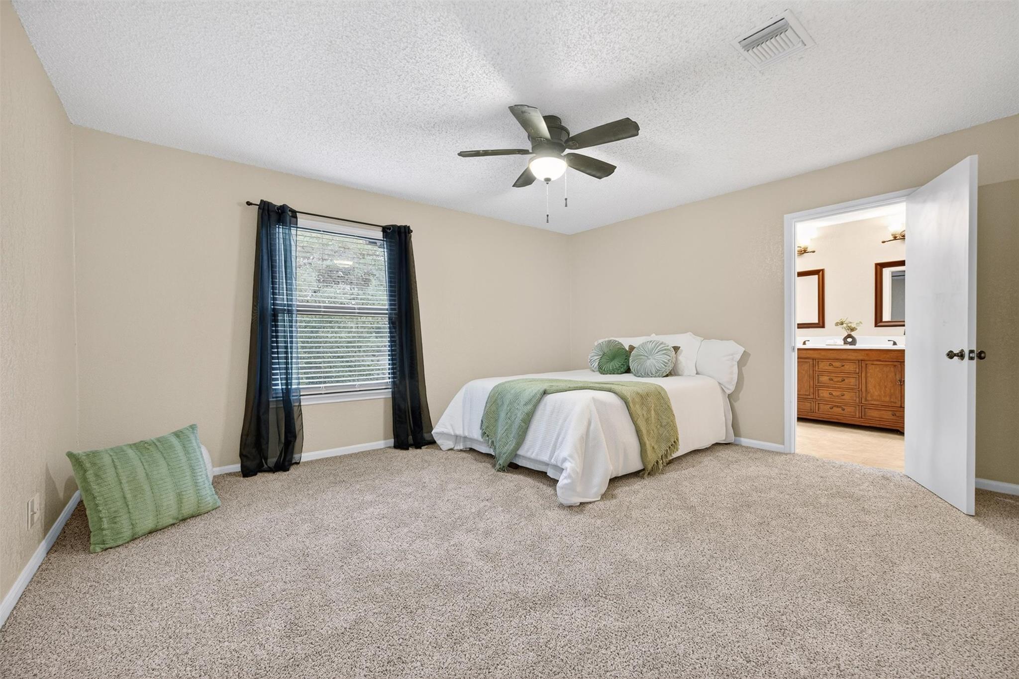10704 Doering Lane Austin TX 78750