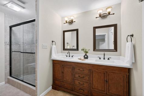10704 Doering Lane Austin TX 78750