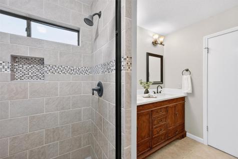 10704 Doering Lane Austin TX 78750