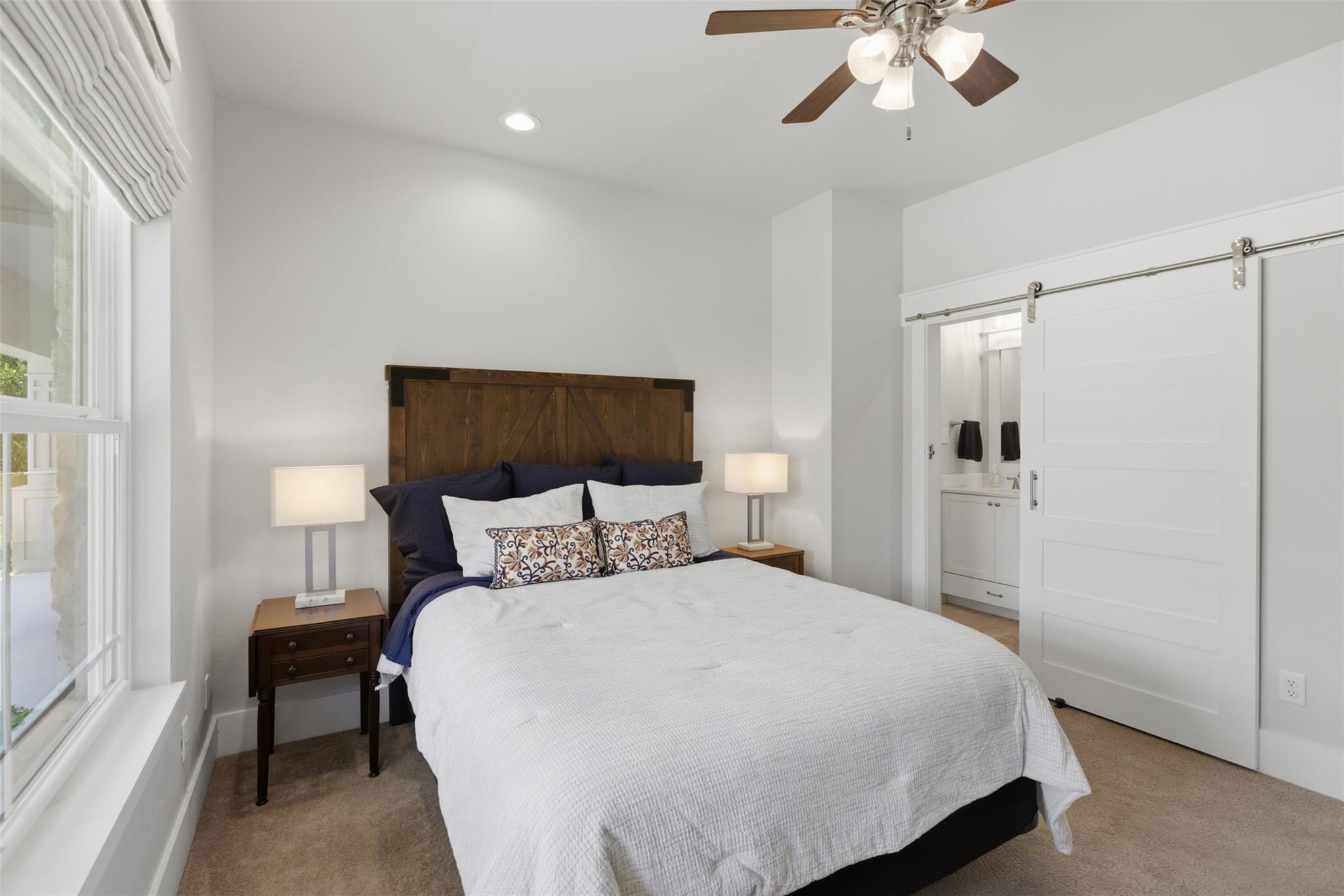 1804 Tanner Loop Taylor TX 76574