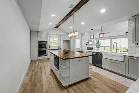 200 E Meadow Lane Wimberley TX 78676