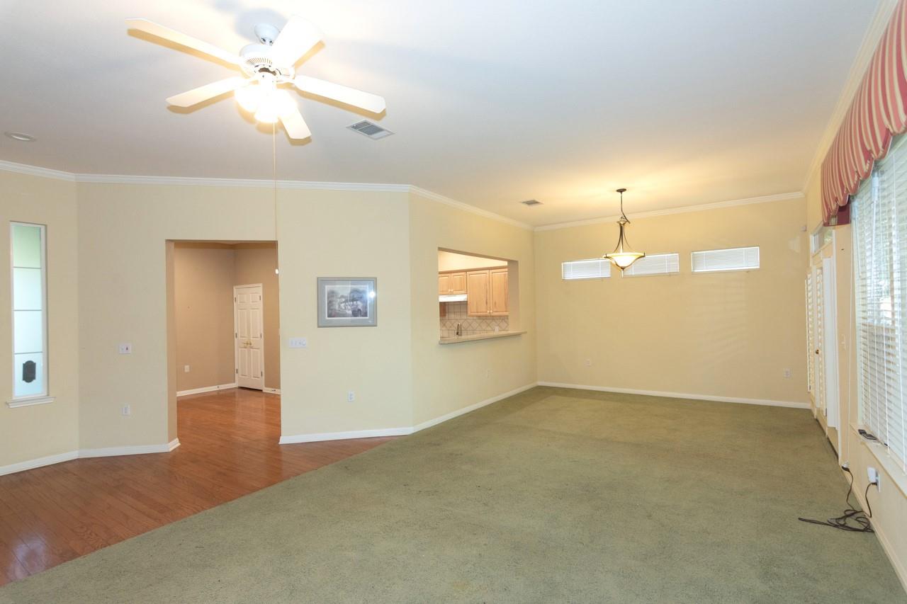 102 Harness Lane Georgetown TX 78633